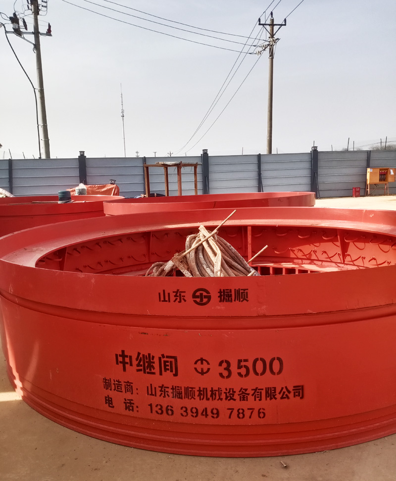 液壓系統(tǒng)頂管施工中，中繼間的作用是什么?